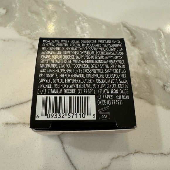 🌸5/$25🌸 ELF c-bright putty primer with 2% vitamin c - Picture 3 of 3